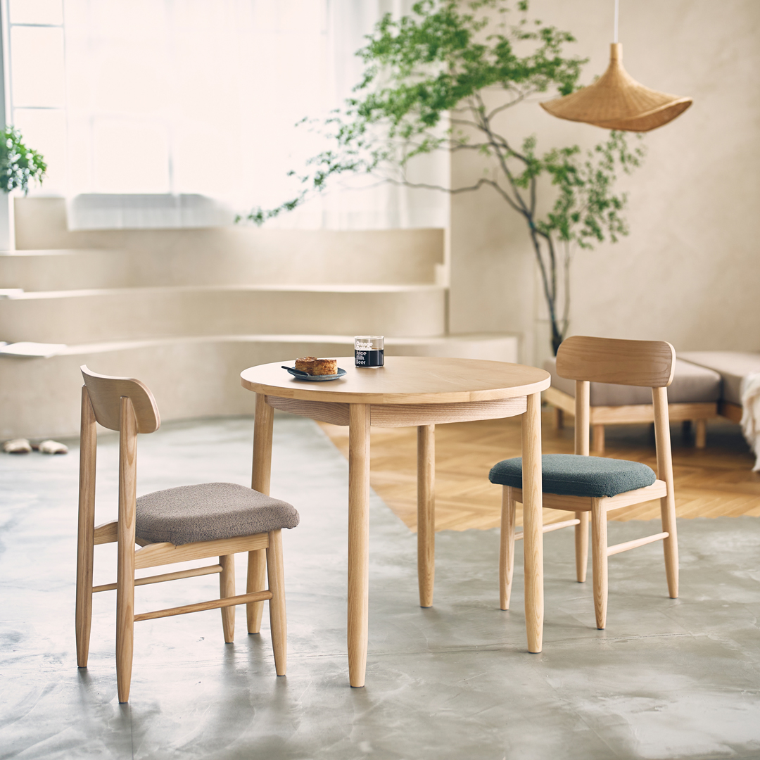 Saucer Dining Table Round80